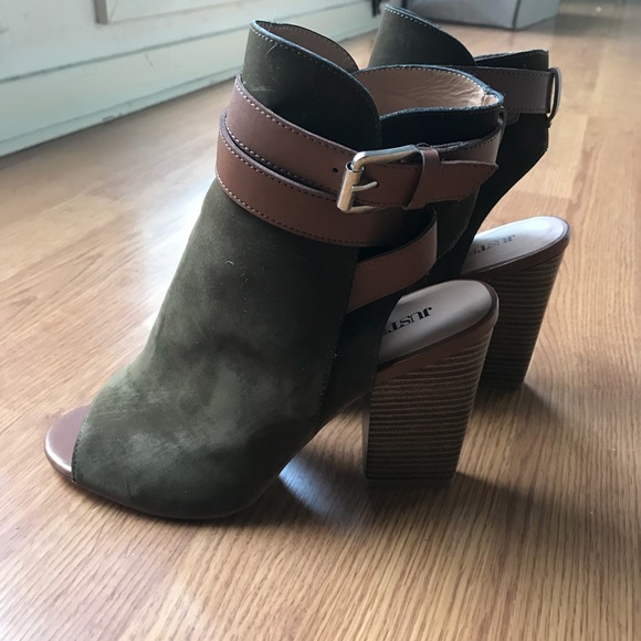 JustFab Shoes - JustFab Olive 4 in heel Bootie  LURINA 🍀
